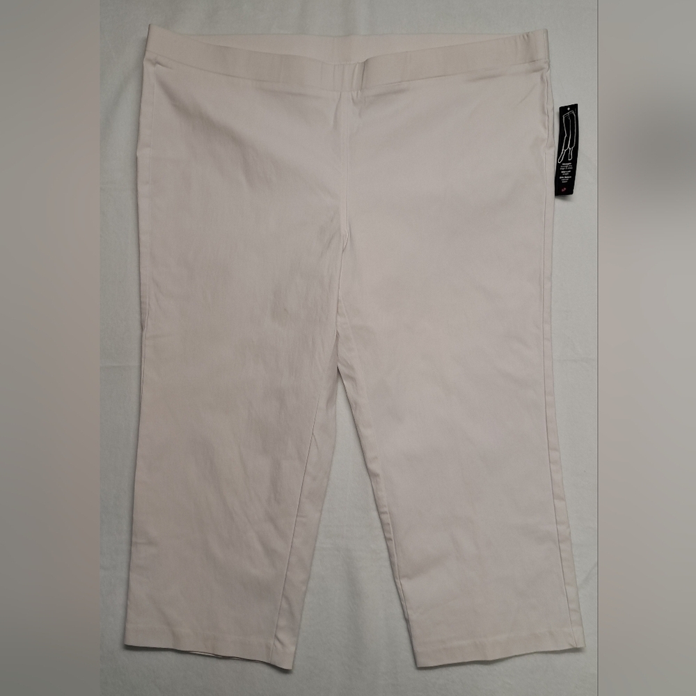 Fashion Bug 26W Bright White Capri Cropped Pants Straight Elastic Waist Plus